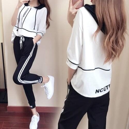 Spring and Autumn Sports and Leisure Suits Hooded Sweater Womens Summer Harajuku Short-sleeved Top Loose Pants Suit