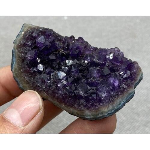 The color of the natural Brazilian amethyst rough is very good in purple. 27