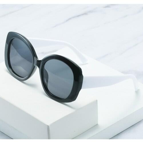 2021 new trend big frame oval sunglasses women fashion black and white contrast retro sunglasses men street driving glasses