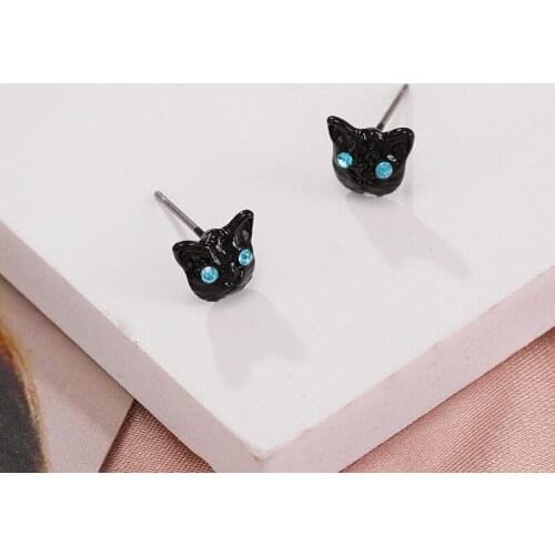 2020 New Trendy Personality Animal Shape Earrngs for Women Simple Black Cat Alloy Stud Earrings Female Jewelry Accessories