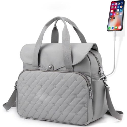 Fashionable Dwaterproof waterproof one-shoulder portable baby diaper bag storage bag suitable for newborn mothers, baby maternit