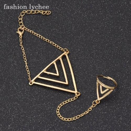 Fashion lychee Punk Retro Women Slave Link Metal Chain Finger Ring Triangle Hand Harness Bangle Bracelet Jewelry