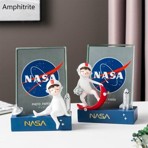 16x 11.5 Cm Nordic Astronaut Figure Frame Photo Frame Photocard Frame Souvenirs House Decoration Bedroom Accessories Gift