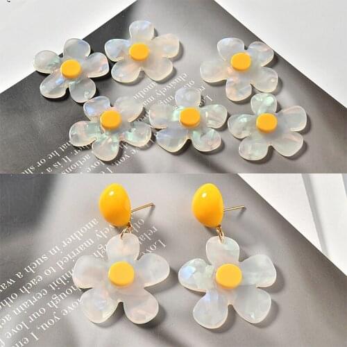 New 31*30mm Glitter Resin Plastic Spring Flowers Charms Fit Fashion Ornament Earring Necklace Jewelry DIY Floral Pendants