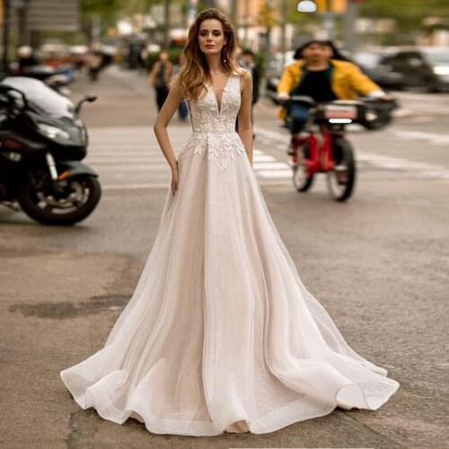 Glitter Tulle A Line Wedding Dress Boho V Neck Appliques Sweep Train Robe Boheme New Mariage Bridal Gowns Vestidos