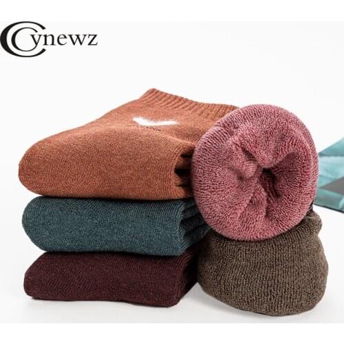 Winter Women Socks Cotton Keep Warm Thicken Therma Embroidery Heart Womens Crew Socks Comfortable Autumn Female Knitted Socks