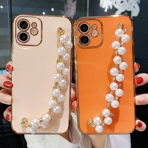 Pearl Chain Electroplated Phone Case For iPhone 11 12 Pro Max 7 8 Plus XR XS Max X 7 8 Plus 12 Bracelet Palting Bling Back Cover