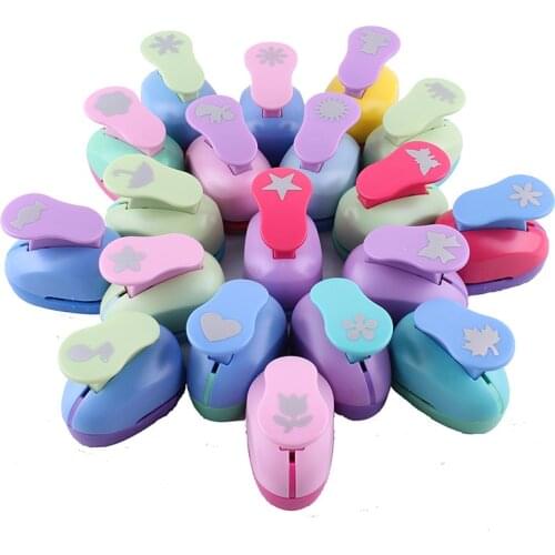 Labor-saving Craft Hole Punch DIY Photo Frame and Greeting Card Tools Hearts Butterflies Flowers Design Childrens Handwork