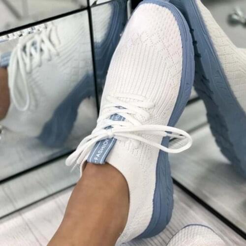 2021 Sneakers Women Plus Size Femme Womens Shoes Fashionable Vulcanize Sneakers Comfortable Lace Up Loafers Female Women Shoes