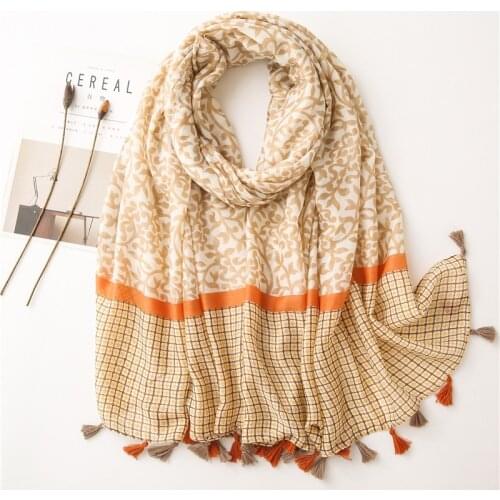 2020 Women Autumn Viscose Shawl Khaki Patchwork Floral Tassel Scarves Wrap Pashminas Snood Soft Bufandas Muslim Hijab 180*90cm