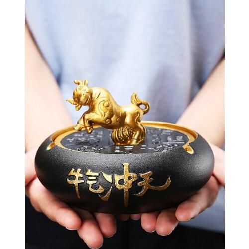 Creative Ceramic Ashtray with Lid Gold-plated Golden Cow Ashtray Large Capacity Home Living Room Office Decoration Birthday Gift