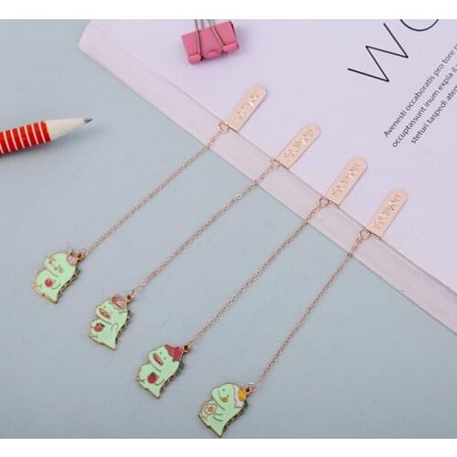 Metal Bookmarks Xiaolong Creative Classical exquisite Mini Metal Art Pattern Bookmark Page Folder Marker Office School Supplies