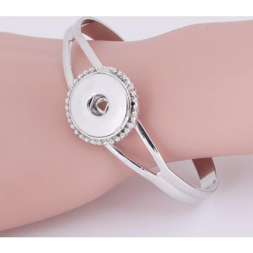 Silver Tone Fashion Women Snaps Button Jewelry Bangle Bracelet 18mm Snap Charms DIY Cuff Wristband Girl Hand Bangles Accessory