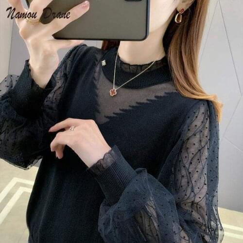 2021 New Spring Womens Lace Bottoming Shirt Womens Early Spring Spring Chiffon Western Style Knitted Top clothing women