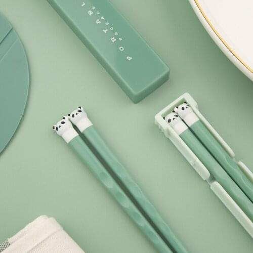 Zollor 1 Pair Portable Tableware Lovely Bear Cub Chopsticks Head Childrens School Chopsticks Travel Tableware Set Storage Box