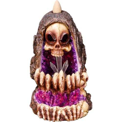 Backflow Incense Burner Skull Shape Incense Holder With LED Light Resin Handicraft Aromatherapy Ornaments Halloween Home Decor