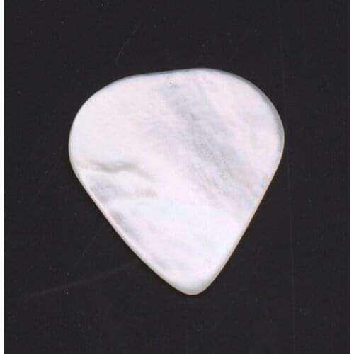 Portable Guitar Pick White Shell Plectrum for Guitar Ukulele Bass Accessory