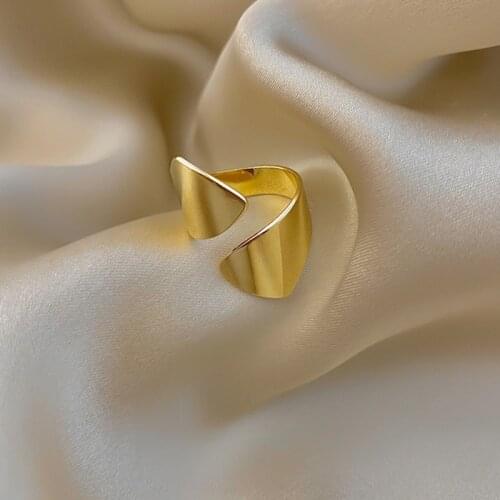 SRCOI Geometric Irregular Glossy Metal Finger Ring Golden Simple Opening Resizable Size Unique Smooth Ring Women Party Jewelry
