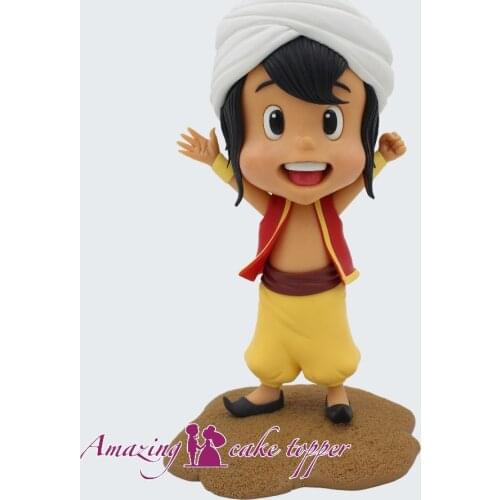 2019 AMAZING CAKE TOPPER Toys Cute cartoon classic characters in the heart And Gifts Ideas Customized Figurine Valentines Day