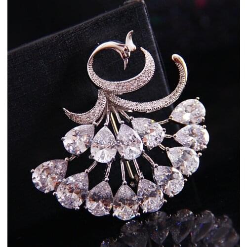 Blingbling Pins Wedding Party Crystal Flower Butterfly Brooches Pink High Quality Fashion Jewelry for Women Girls 2020