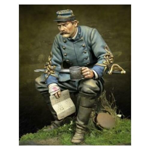 New Unassembled 1/24 ancient man warrior sit Resin Figure Unpainted Model Kit