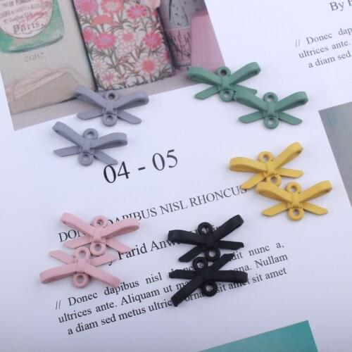 10*20MM 10PCS Rubber Enamel Alloy Ribbon Bow Charms Fit Fashion Women Earring Necklace Bracelet Ornament Accessories Making