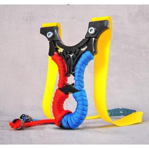 New Slingshots Are Tied-free Accurate Competitive Flat-skinned Shooting and Shooting Fish Outdoors