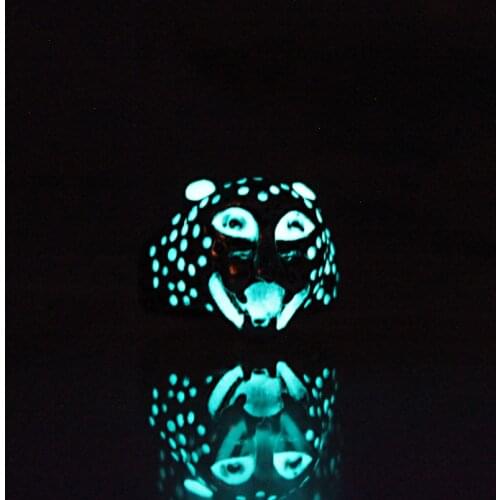 Rings Glowing Ring Luminous women men ring leopard gift Glow In The Dark Black Panther