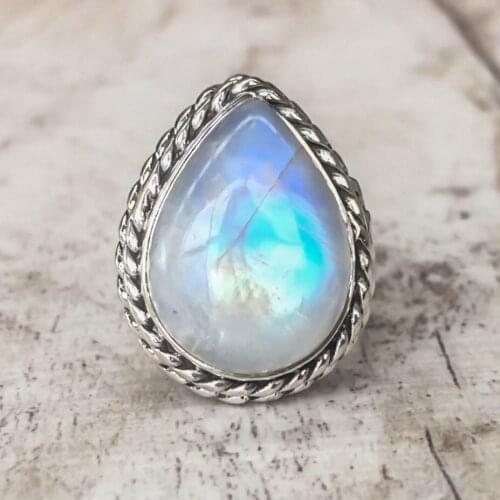 Delicate Bohemia Pear Shape Moonstone Rings for Women Female Wedding Party Finger Ring Fashion Boho Jewelry