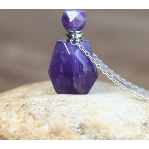 Natural Gems Stone Essential Oil Diffuser Perfume Bottle Pendant Necklace Purple Crystal Necklace Women Jewelry Gift