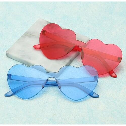Love Heart Sunglasses Women Fashion Cute Sexy Retro Cat Eye Vintage Cheap Sun Glasses Red Female Driver Goggles
