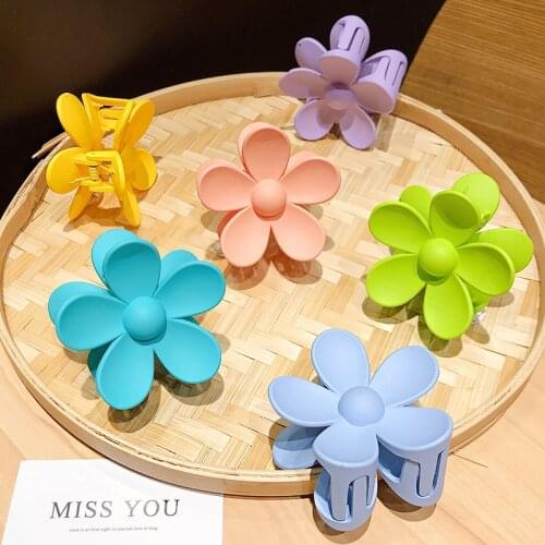 New Women Girls Cute Candy Colors Big Flower Plastic Hair Claws Sweet Hair Holder Clip Hairpin Headband Fashion Hair Accessories