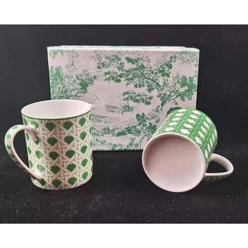 2 pcs/box Fine Bone China Coffee Mug and cup European Style Creative Ceramic Afternoon Tea Teacup For Water Gift box