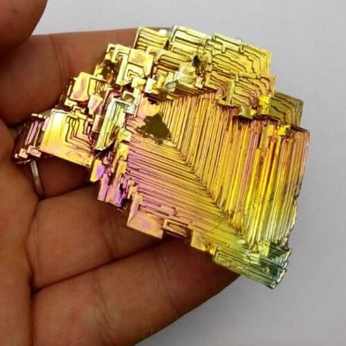 20g/50g/80g/100g/200g High Pure Bismuth Crystals Natural Gorgeous Bi Rare Rainbow Metal Crystal Nature Art Artwork Decorative
