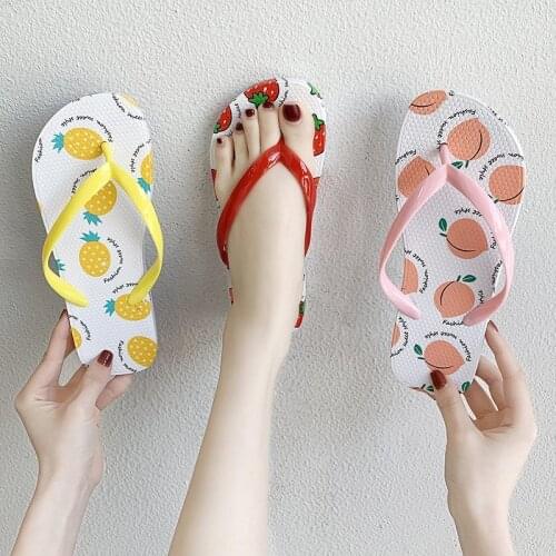 New 2021 Fashion Women Slippers Slides Lovely Fruit Pineapple Strawberry Peach Girl Non-Slip Sandals Comfort Shoes Summer