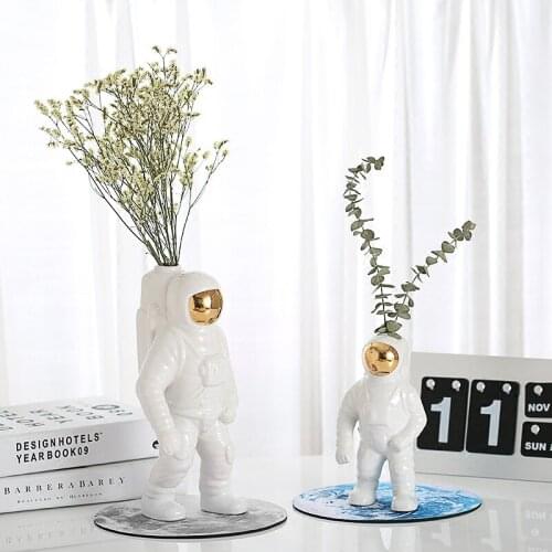 NEWYEARNEW 1piece Ceramics Vases Astronaut Space Men Creative Desktop Modern Home Decoration Birthday Present Gifts