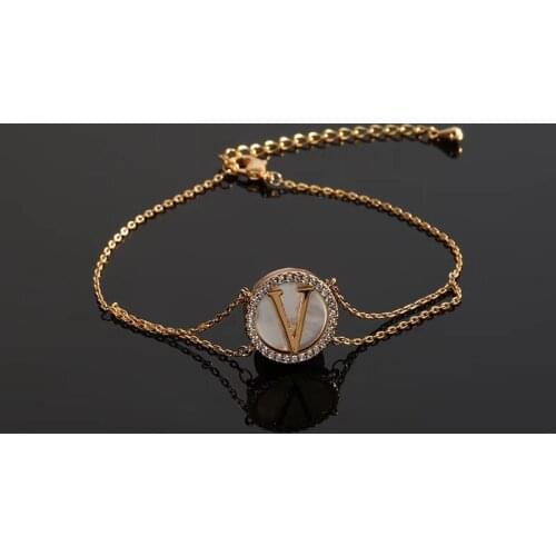 EYER Bracelets With Pendants