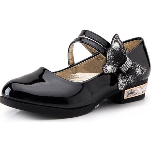 New Kids Leather Shoes Girls Wedding Dress Shoes Children Breathable Fashion Princess Shoes Girls Casual Dance Shoes Flat Sandal