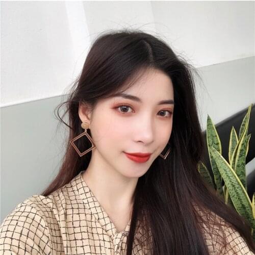 2020 New Korean Temperament Simple Geometric Earrings Dropping Oil Long Sweet Mini Ear Nails Earring Fashion female jewelry