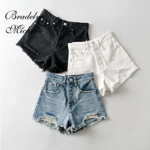 BRADELY MICHELLE Womens Short Jeans