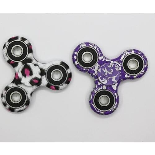 7.5cm Muticolor ABS Spinner Three Leaves Hand Fidget Metal Spinner Anti Stress Toys Christmas Birthday Gifts Toys for Children