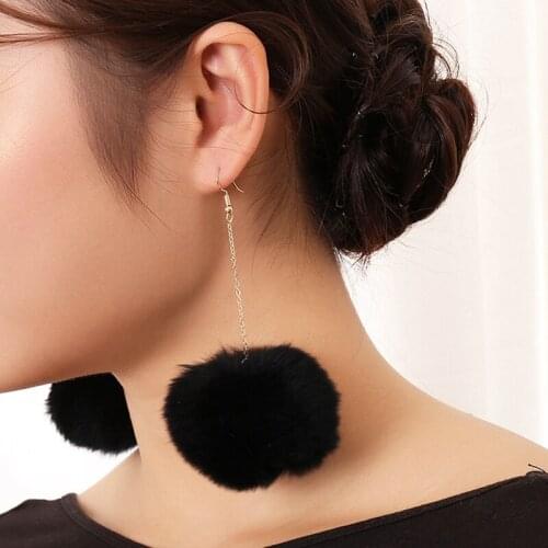Long Pom Pom Earrings Fluffy Fashion Soft Faux Fur Ball Earrings Plush Earrings Long Dangle Pendant Earring Jewelry