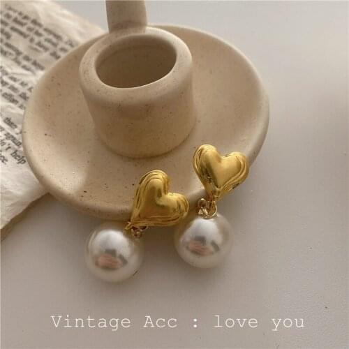 South Korea Retro Geometric Love Earrings Korean Version Of Creative Commuter Earrings Metal Style Fashion Earrings