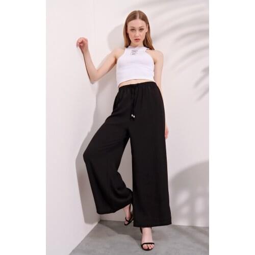 Butik Buruc Women's Straight Trousers