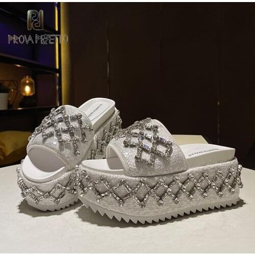 Summer Luxury Rhinestone Platform Slippers New White Non-slip Casual Ladies Roman Sandals and Slippers Women