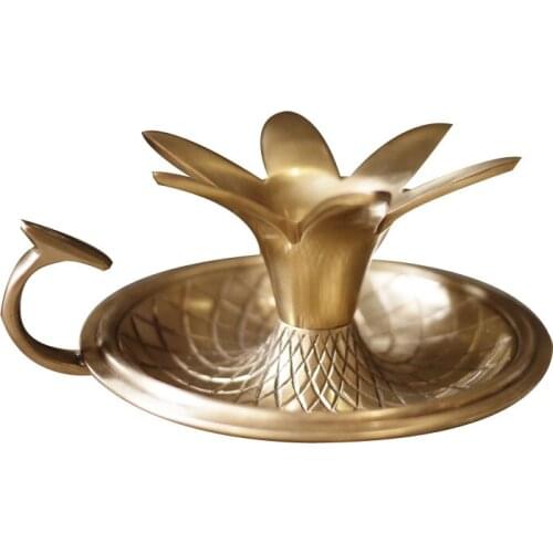 Handmade Brass Candlestick Portable Golden Metal Candle Holder Retro Table Centerpiece Centro De Mesa Home Decoration EB50ZT