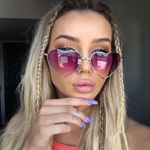 2021 Ladies Heart Shaped Sunglasses Women Brand Designer Fashion LOVE Clear Ocean Lenses Pink Sun Glasses Female Oculos UV400
