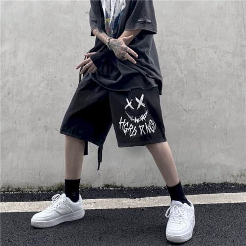 Casual Pants Five-point Shorts Men Women Gothic Summer Ins Harajuku Hip-hop Street Graffiti Printing Loose Large Size Straight