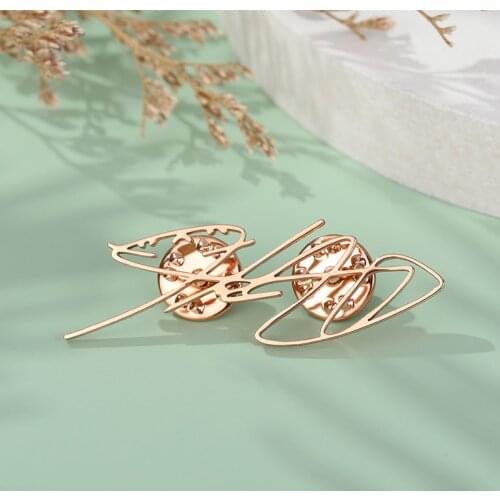 Custom Stainless Steel Name Brooches Engraved Name Gold Jewelry For Women Men Fashion Party Accessories Birthday Gift BFF