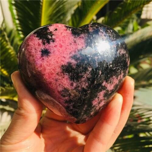 Natural quartz stone crystal heart home decoration